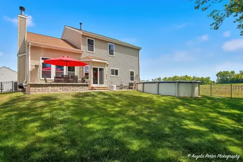31375 North Pineview Boulevard Lakemoor IL 60051