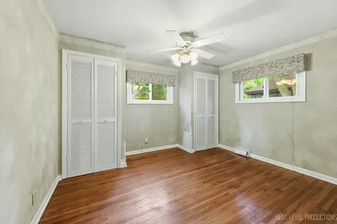 697 North Ohio Street Aurora IL 60505