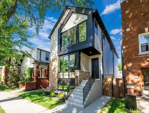 5747 North Maplewood Avenue Chicago IL 60659