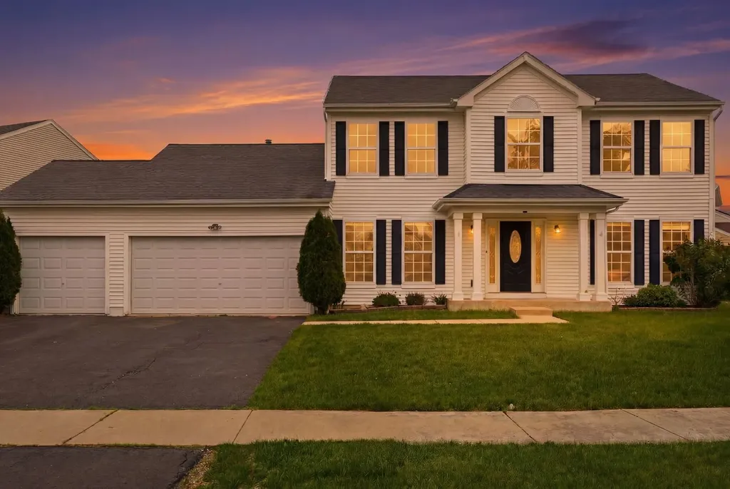 5313 Briarfield Lane Lake In The Hills IL 60156