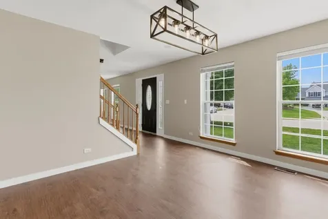 5313 Briarfield Lane Lake In The Hills IL 60156