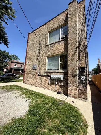 525 West 118th Street Chicago IL 60628