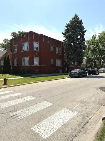 525 West 118th Street Chicago IL 60628