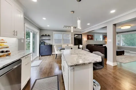 836 South Ashland Avenue La Grange IL 60525