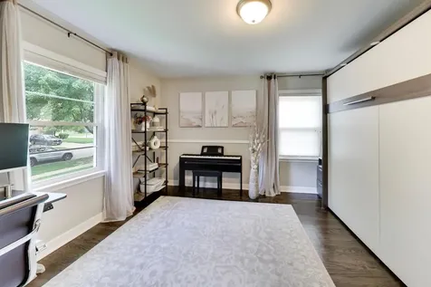 836 South Ashland Avenue La Grange IL 60525