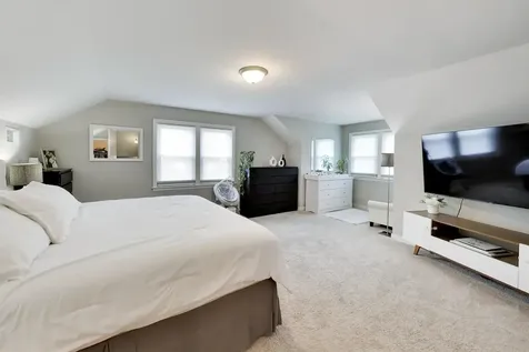 836 South Ashland Avenue La Grange IL 60525