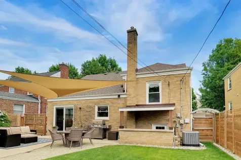 836 South Ashland Avenue La Grange IL 60525