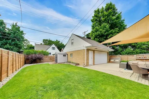836 South Ashland Avenue La Grange IL 60525