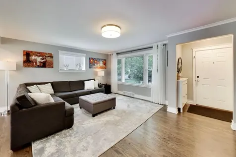 836 South Ashland Avenue La Grange IL 60525