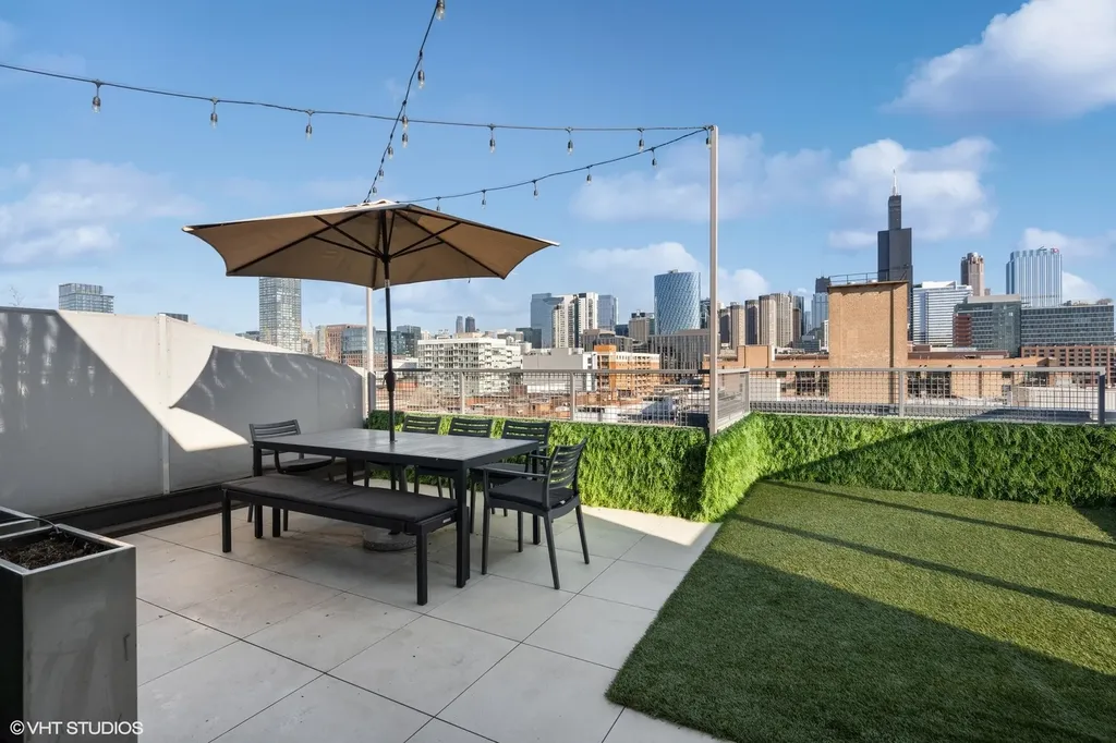 128 South Aberdeen Street Chicago IL 60607