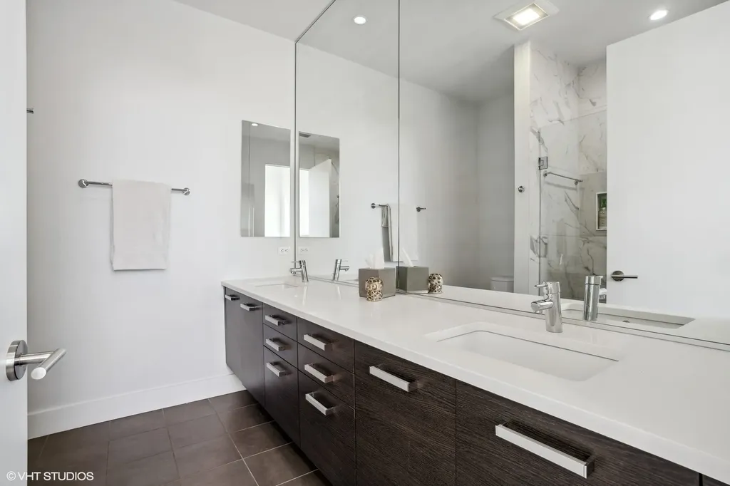 128 South Aberdeen Street Chicago IL 60607