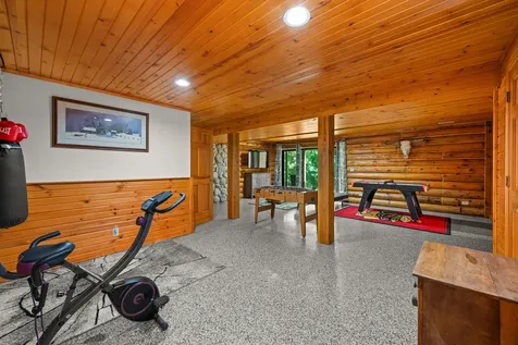 22-8 Lakewood Court Lanark IL 61046