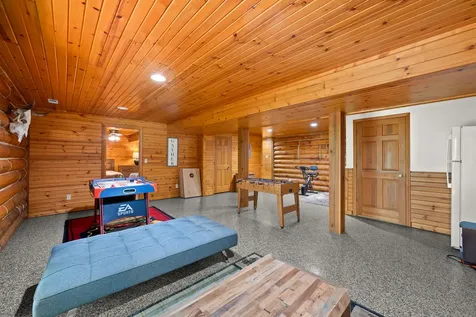 22-8 Lakewood Court Lanark IL 61046