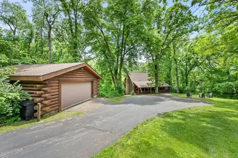 22-8 Lakewood Court Lanark IL 61046