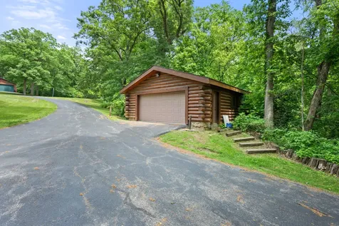 22-8 Lakewood Court Lanark IL 61046