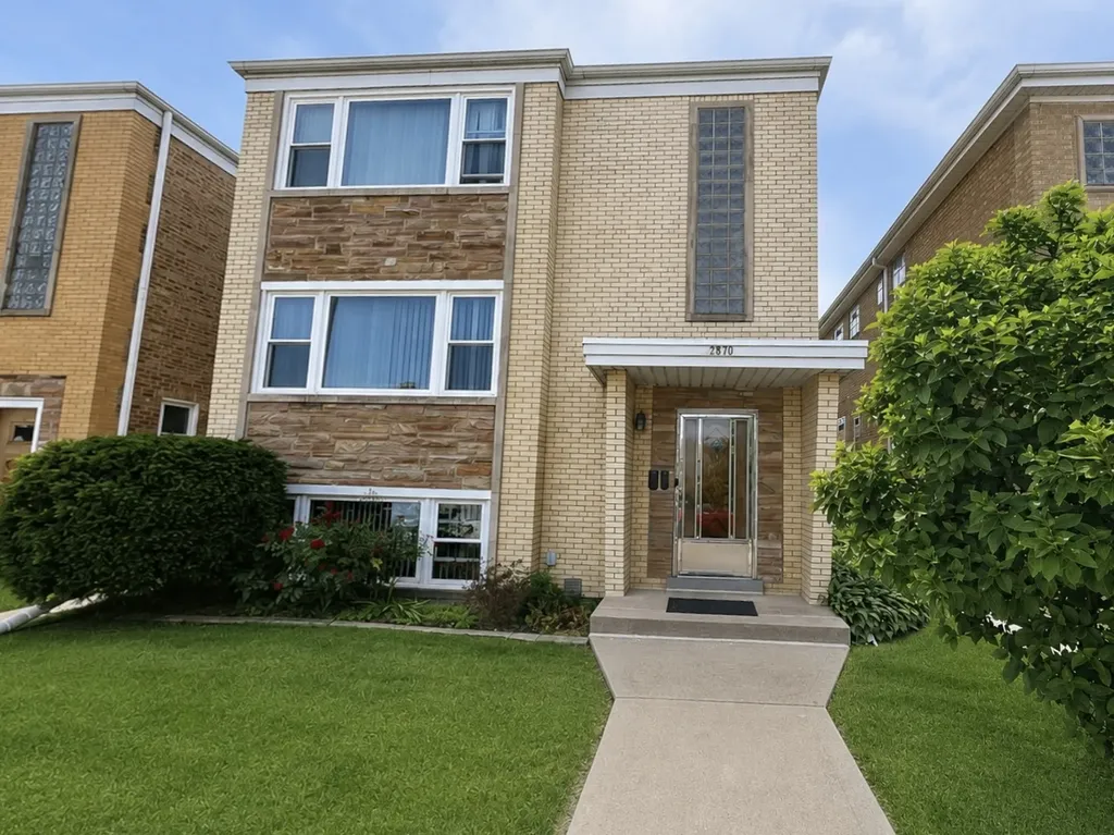 5870 North Elston Avenue Chicago IL 60646