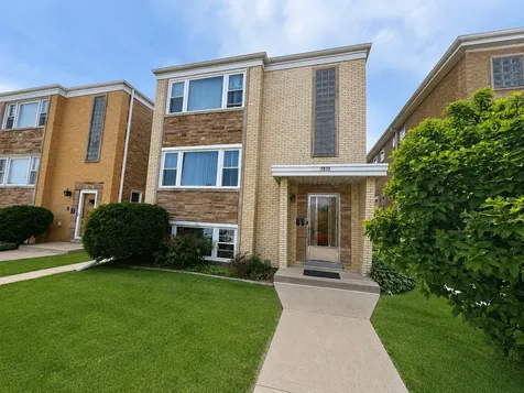 5870 North Elston Avenue Chicago IL 60646