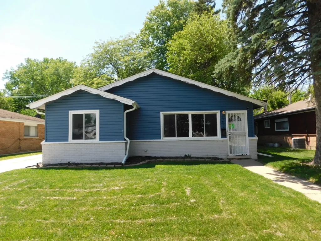 1368 Balmoral Avenue Calumet City IL 60409