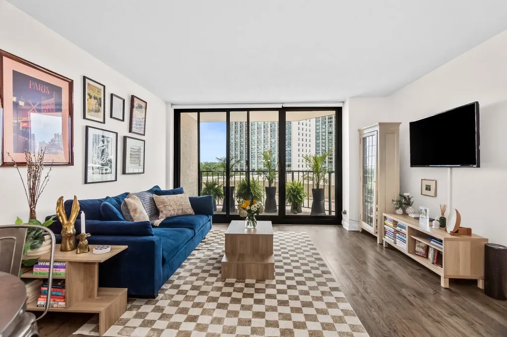 3660 North Lake Shore Drive Chicago IL 60613