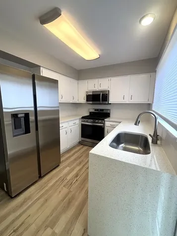 1863 Williamsburg Drive Hoffman Estates IL 60169