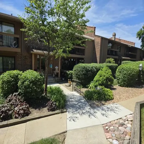 8090 Garfield Avenue Burr Ridge IL 60527