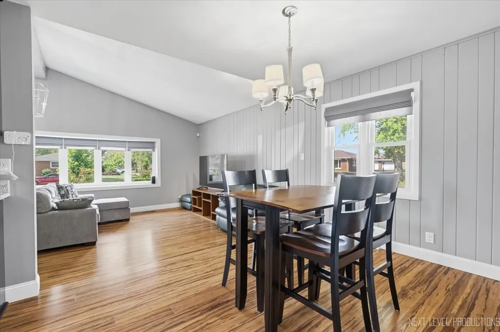 1002 Holly Court Lockport IL 60441
