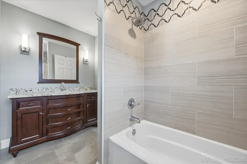 1002 Holly Court Lockport IL 60441