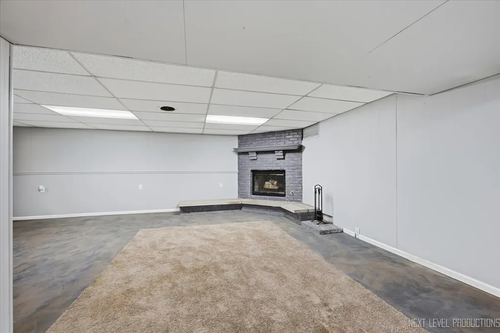 1002 Holly Court Lockport IL 60441