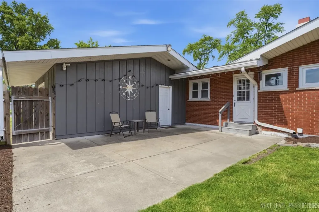 1002 Holly Court Lockport IL 60441
