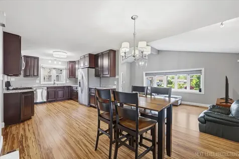 1002 Holly Court Lockport IL 60441