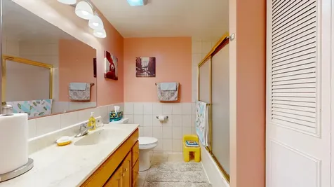 1675 Hopi Trail Wheeling IL 60090