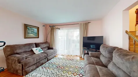 1675 Hopi Trail Wheeling IL 60090