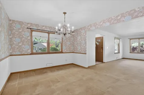 3104 Pioneer Drive Rockford IL 61107
