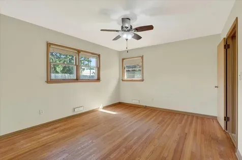 3104 Pioneer Drive Rockford IL 61107
