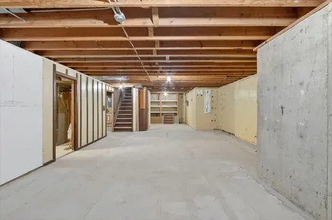 3104 Pioneer Drive Rockford IL 61107
