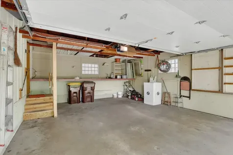 3104 Pioneer Drive Rockford IL 61107