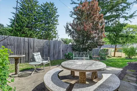 3104 Pioneer Drive Rockford IL 61107