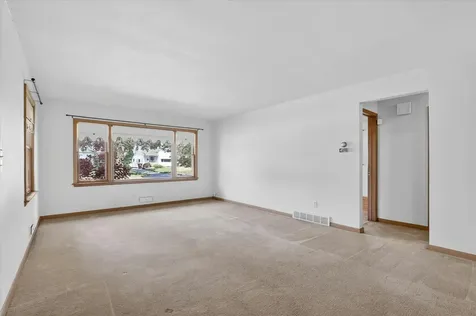3104 Pioneer Drive Rockford IL 61107