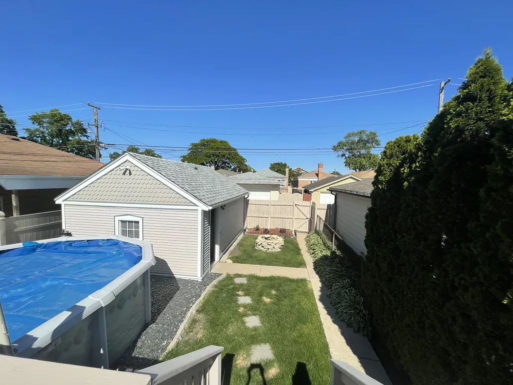 5417 South New England Avenue Chicago IL 60638