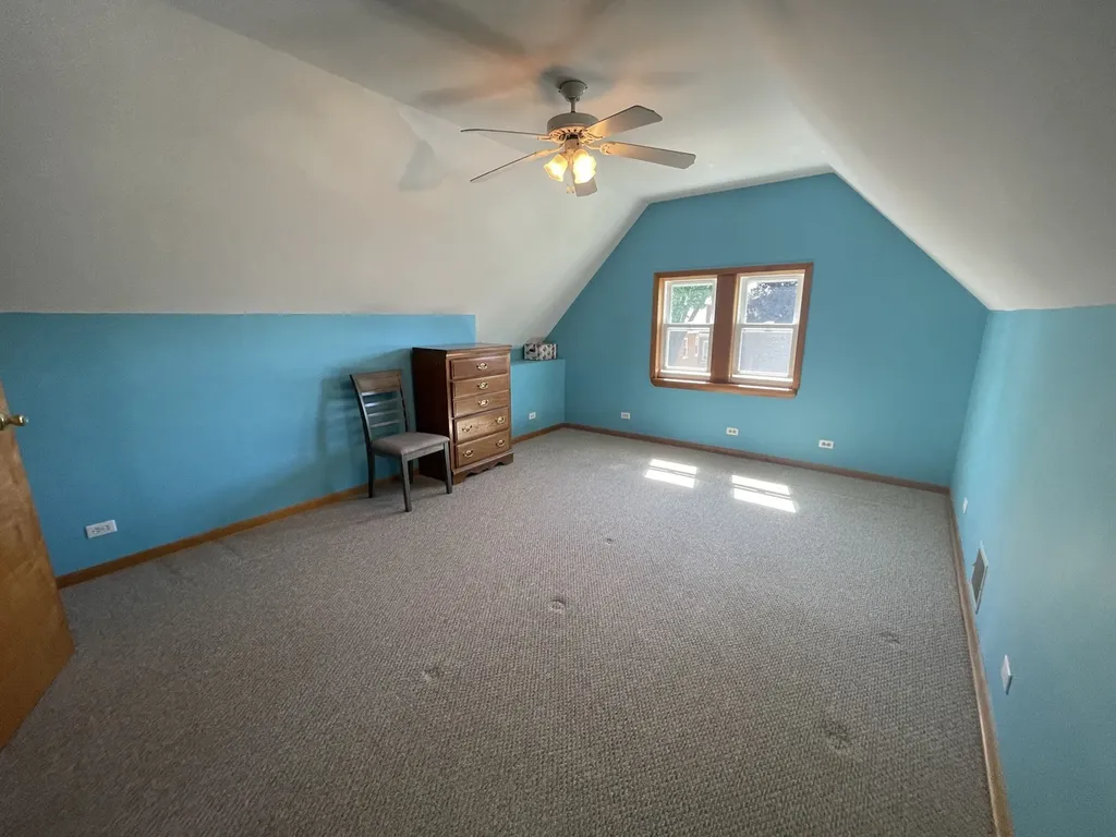 5417 South New England Avenue Chicago IL 60638