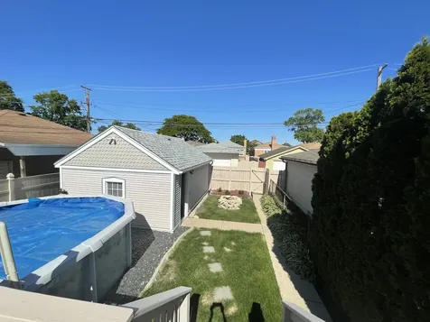 5417 South New England Avenue Chicago IL 60638