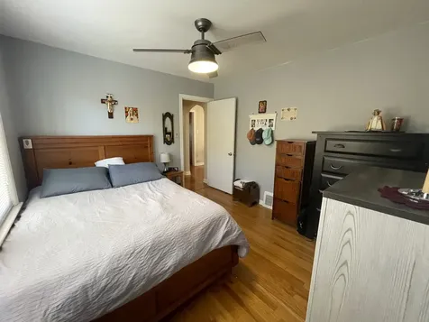 5417 South New England Avenue Chicago IL 60638