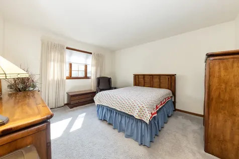 904 West Bailey Road Naperville IL 60565