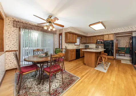904 West Bailey Road Naperville IL 60565