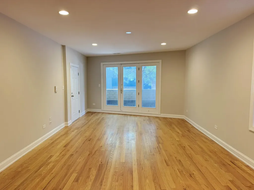25 East 26th Street Chicago IL 60616
