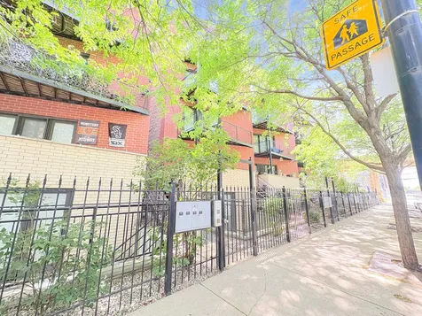 25 East 26th Street Chicago IL 60616