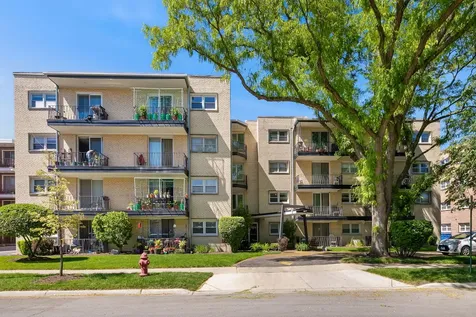5214 Galitz Street Skokie IL 60077