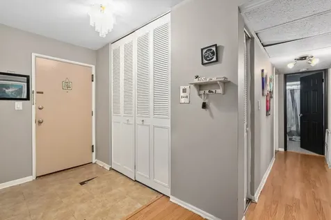 5214 Galitz Street Skokie IL 60077