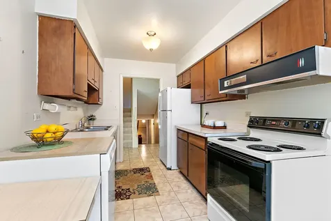 1150 Glen Lane Hoffman Estates IL 60169