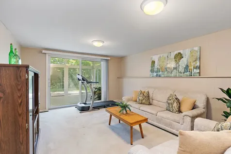 1150 Glen Lane Hoffman Estates IL 60169